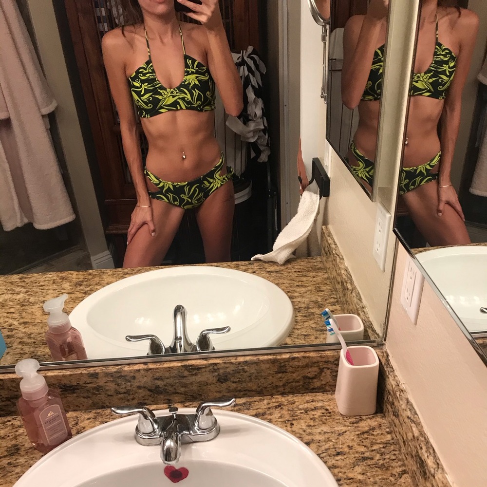 Mikoh bikini set